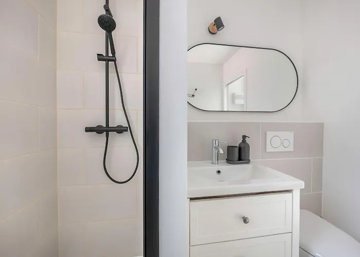 Maison Moderne Avec Jardin Pour 8 A Feriehus *