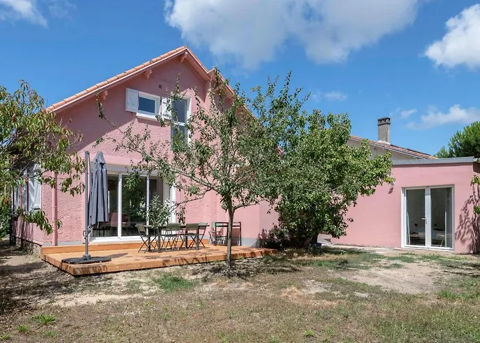 Feriehus Maison Moderne Avec Jardin Pour 8 A *