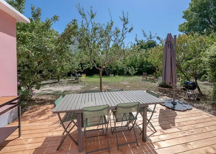 Feriehus Maison Moderne Avec Jardin Pour 8 A